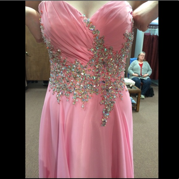Pink Prom Dess! - Picture 2 of 3